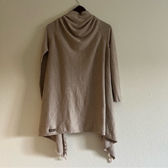Matilda Jane Beige Come On Over Cardigan Size M Wrap Sweater Fringe Poncho - Picture 11 of 12